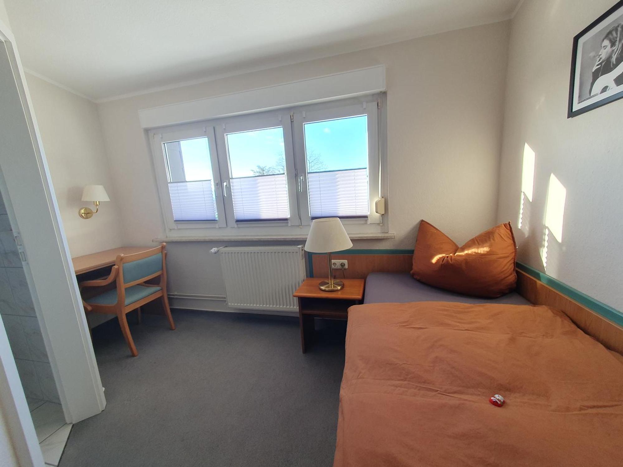 Neumuehler Hof- Ferienwohnung "Thomas" 3 Zimmer,3 Baeder Mit Dusche, Kostenfreie Parkplaetze Vor Dem Haus Шверин Экстерьер фото
